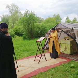 Митрополит Новосибирский и Бердский Никодим посетил казачий летний лагерь «Казачья застава»