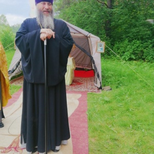 Митрополит Новосибирский и Бердский Никодим посетил казачий летний лагерь «Казачья застава»
