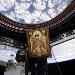 Храму на Крови Екатеринбурга передана икона Царя Николая, побывавшая в Космосе