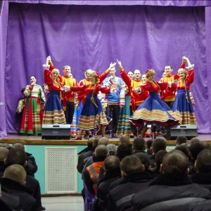 Праздничный концерт «Чалдонов» прошел в исправительной колонии 2