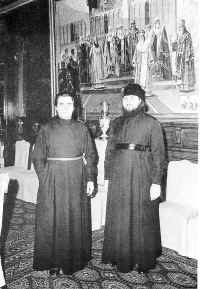 02.jpg (185811 bytes)