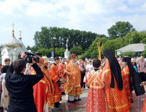 Престольный праздник в Иоанно-Предтеченском мужском монастыре (видео)
