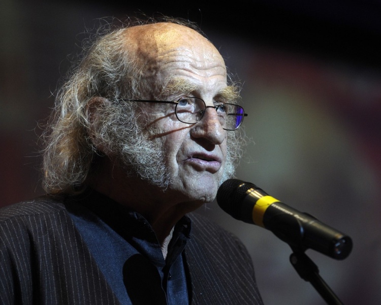   &#769; &#769; &#769;