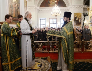 "     ,             " ()