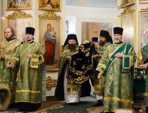 "     ,             " ()