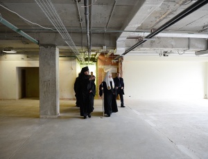 "     ,             " ()