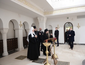 "     ,             " ()