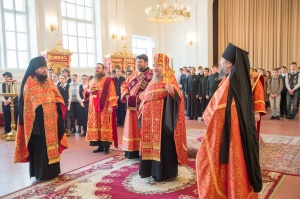  :  ",   ,     , , ,    "