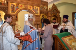 Митрополит Тихон совершил чин освящения домового храма в честь священномученников Михаила и Иоанна