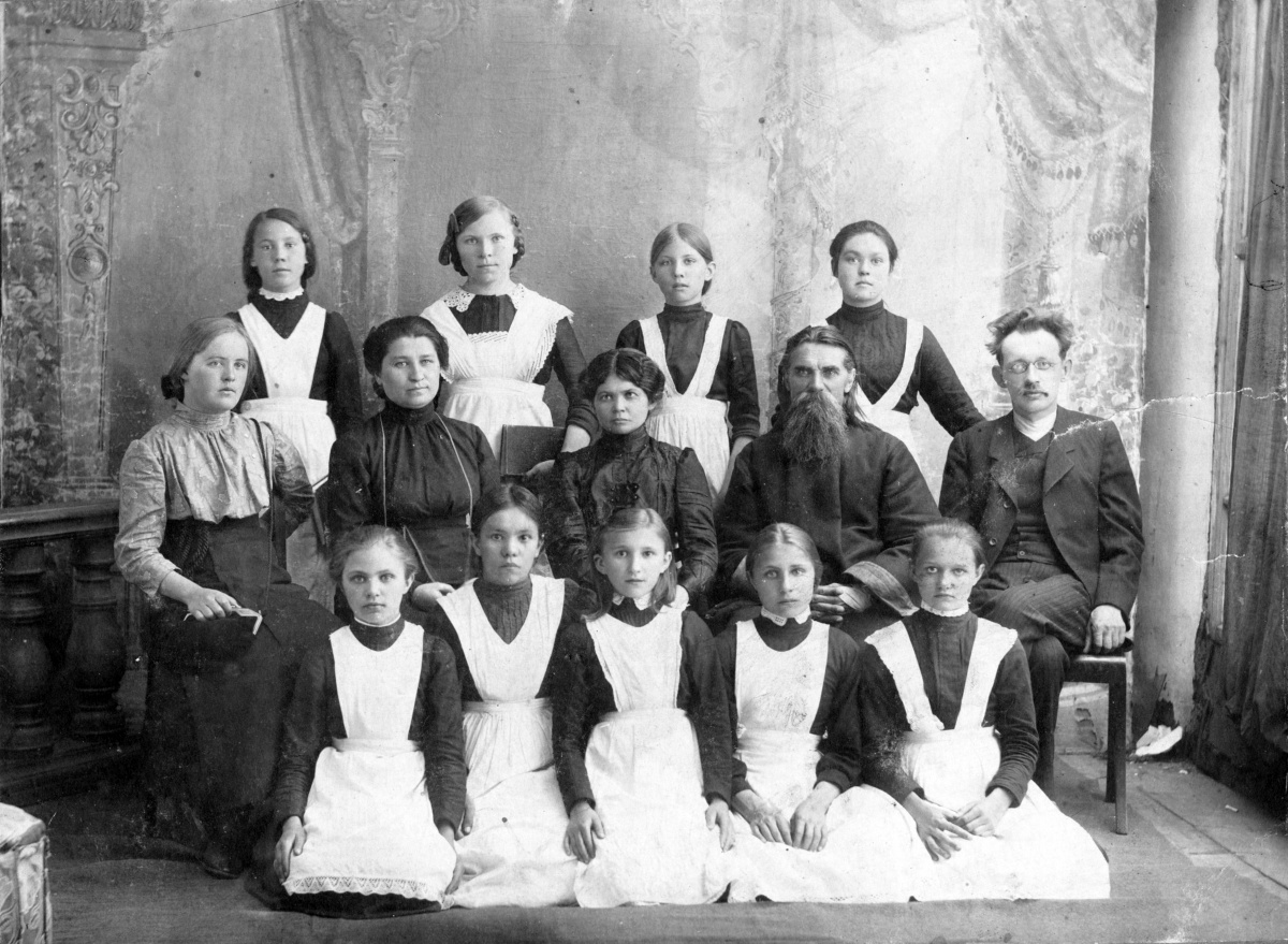 мариинская женская гимназия петербург 1858. рязанское епархиальное женское училище. смольный институт мария федоровна. смольный институт благородных девиц занятия. смолянки смольный институт благородных девиц.