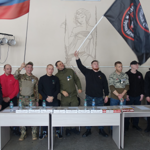      ʻ   I               9