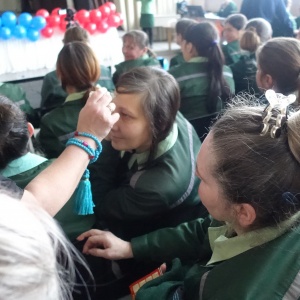      ʻ   I               9