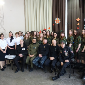      ʻ   I               9