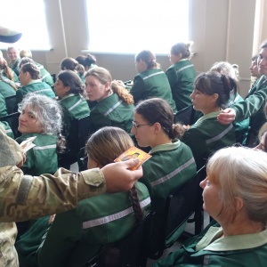      ʻ   I               9