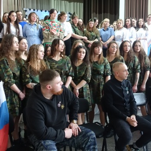      ʻ   I               9