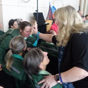      ʻ   I               9