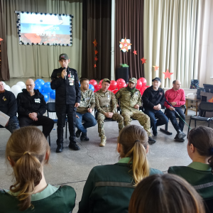      ʻ   I               9